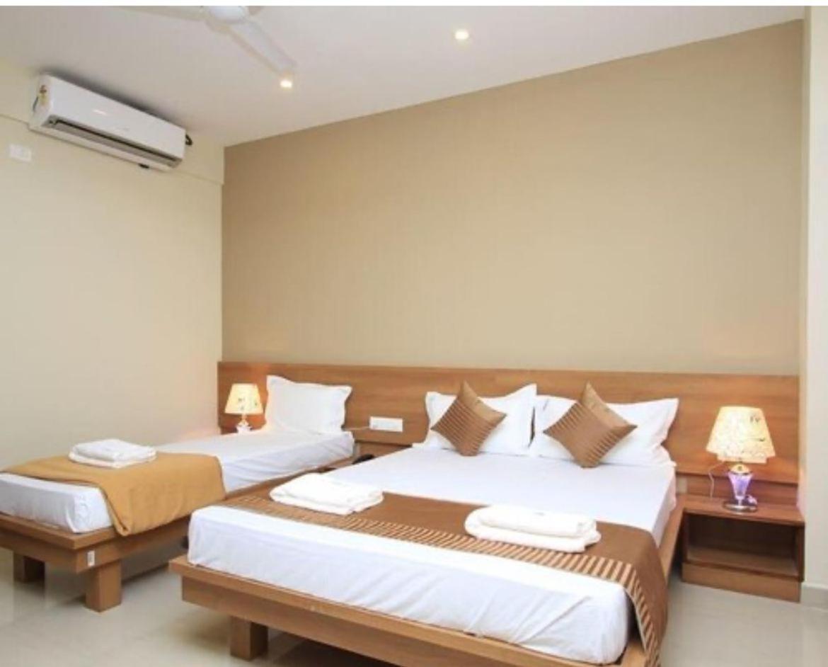 Samasth Rooms And Suits Mysore Exteriör bild