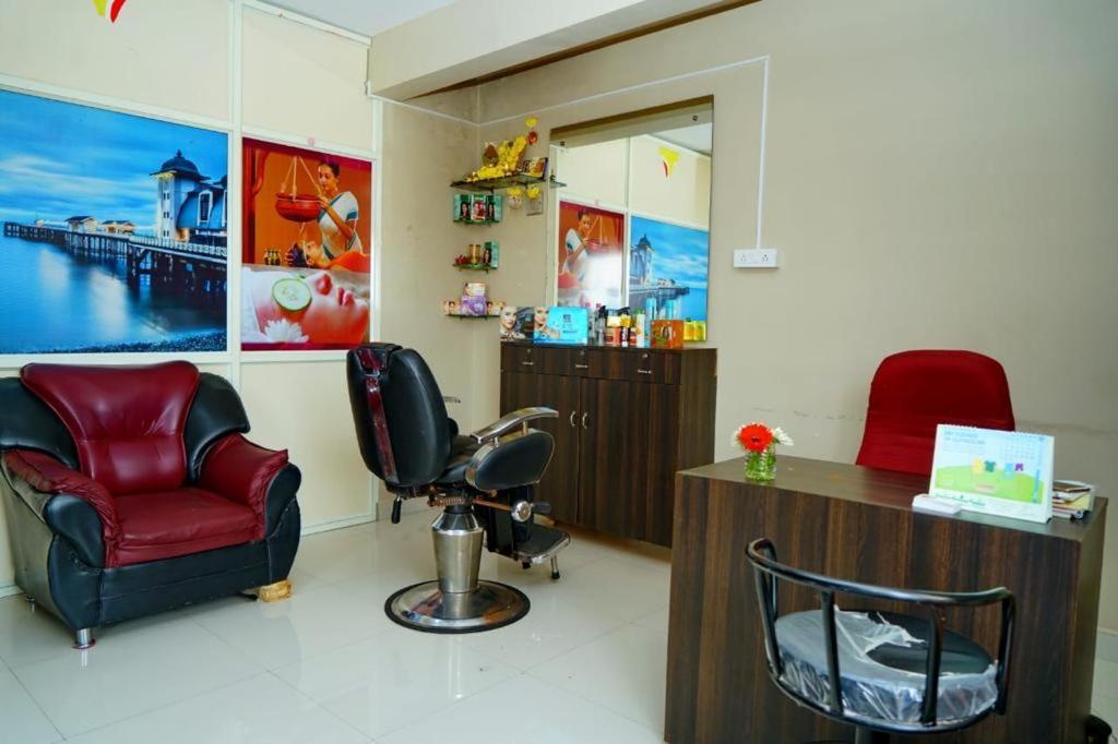 Samasth Rooms And Suits Mysore Exteriör bild